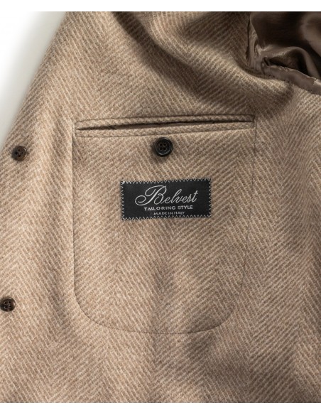 Cappotto monopetto spinato colore naturale in lana di pecora nera | NATURAL SOFT