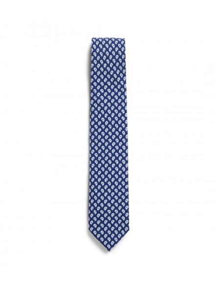 Silk tie