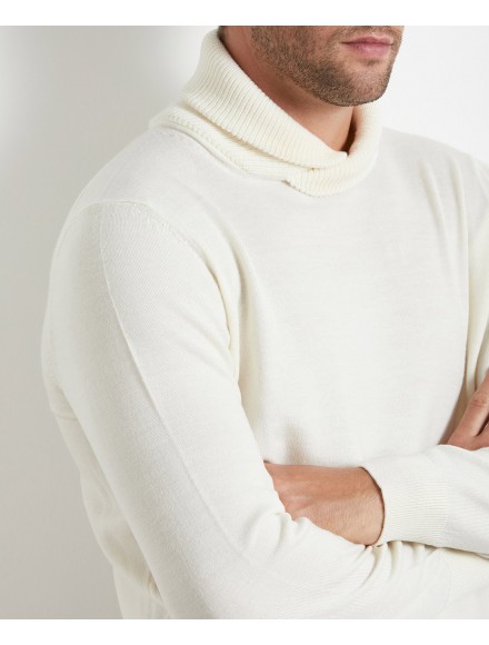 Maglia a collo sciallato color panna in lana 2