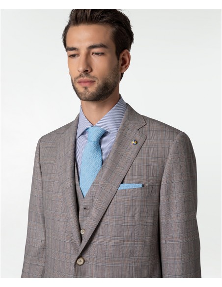 Abito sartoriale marrone in lana e cashmere Abito sartoriale marrone in lana e cashmere