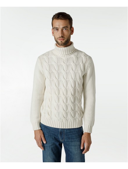 White turtleneck sweater in cashmere with braided pattern 2