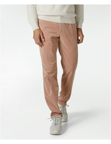 Pantaloni color salmone in velluto millerighe
