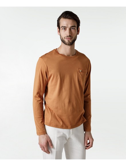 Rust colored cotton crewneck t-shirt 2