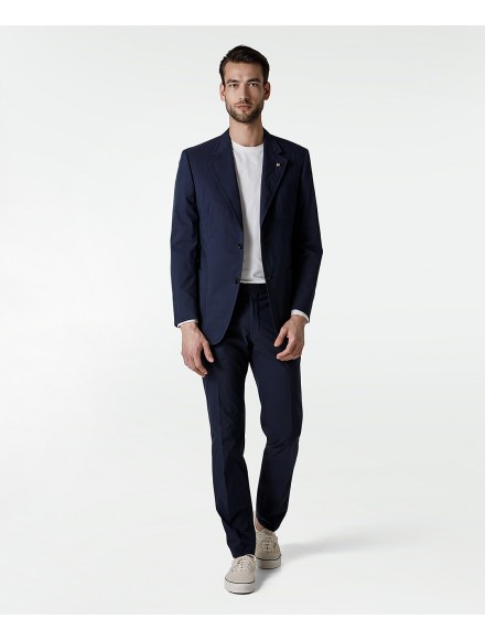 Italian tailored men's suits | Belvest